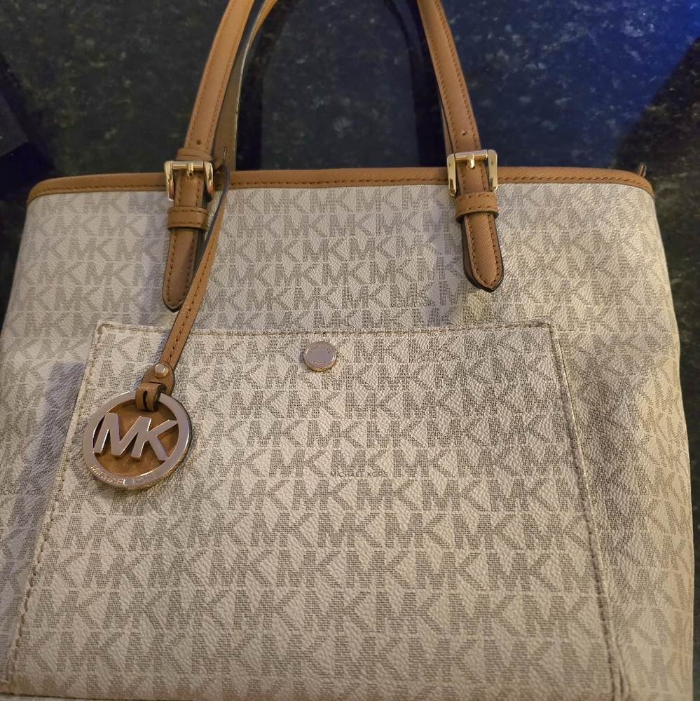 MICHAEL Michael Kors Cream and Tan Monogram Shoulder Bag